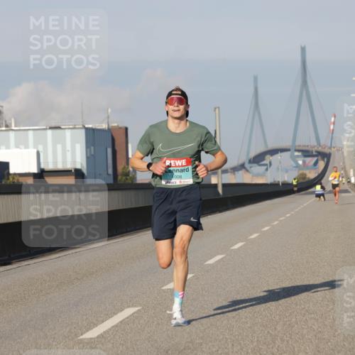03.10.2025 - Köhlbrandbrückenlauf Jannik Wohlers http://msf.ph/oto/9049604 03.10.2025 09:34:27 Position 3 1008 meine-sportfotos.de