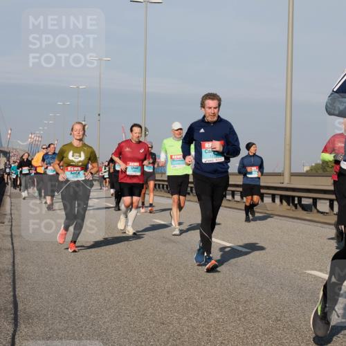 03.10.2025 - Köhlbrandbrückenlauf Fabian Wolf http://msf.ph/oto/9049606 03.10.2025 10:01:01 Position 3 1712, 1883 meine-sportfotos.de