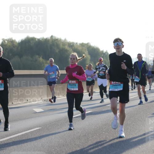 03.10.2025 - Köhlbrandbrückenlauf Jannik Wohlers http://msf.ph/oto/9049623 03.10.2025 09:18:29 Position 3 1873, 1515, 1933, 3326 meine-sportfotos.de