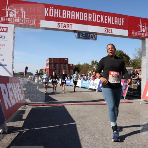 03.10.2025 - Köhlbrandbrückenlauf Lena Gebhardt http://msf.ph/oto/9049630 03.10.2025 13:21:01 Ziel 4680, 4915, 4916, 5006, 5084, 5130, 5156, 5169, 5363, 5377, 5501, 6282, 6296, 6645, 6646, 6648, 6650, 6780 meine-sportfotos.de