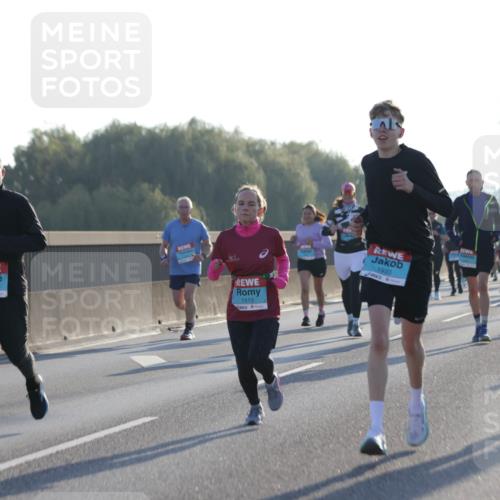 03.10.2025 - Köhlbrandbrückenlauf Jannik Wohlers http://msf.ph/oto/9049636 03.10.2025 09:18:29 Position 3 1873, 1515, 1933, 3326 meine-sportfotos.de