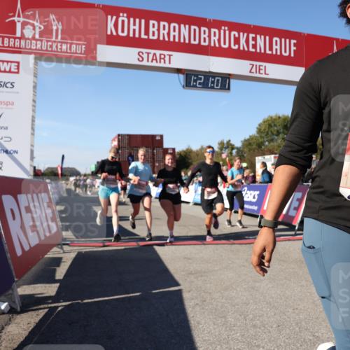 03.10.2025 - Köhlbrandbrückenlauf Lena Gebhardt http://msf.ph/oto/9049700 03.10.2025 13:21:02 Ziel 4680, 4749, 4915, 4916, 5006, 5084, 5130, 5156, 5169, 5363, 5377, 5501, 6282, 6296, 6645, 6646, 6648, 6650, 6756, 6780 meine-sportfotos.de