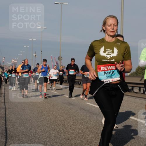 03.10.2025 - Köhlbrandbrückenlauf Fabian Wolf http://msf.ph/oto/9049752 03.10.2025 10:01:04 Position 3 3108, 3265 meine-sportfotos.de