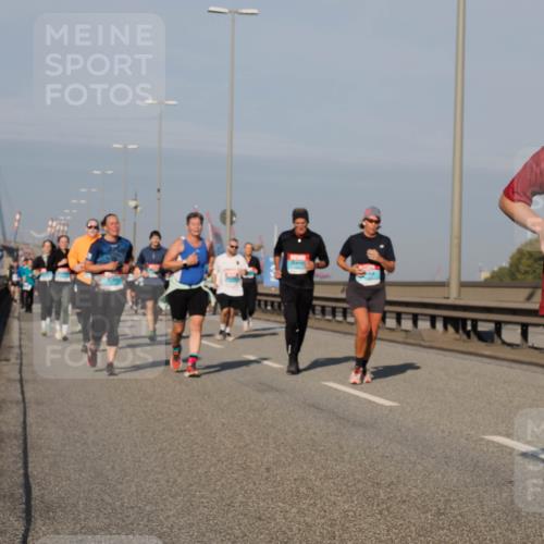 03.10.2025 - Köhlbrandbrückenlauf Fabian Wolf http://msf.ph/oto/9049789 03.10.2025 10:01:05 Position 3 1883 meine-sportfotos.de