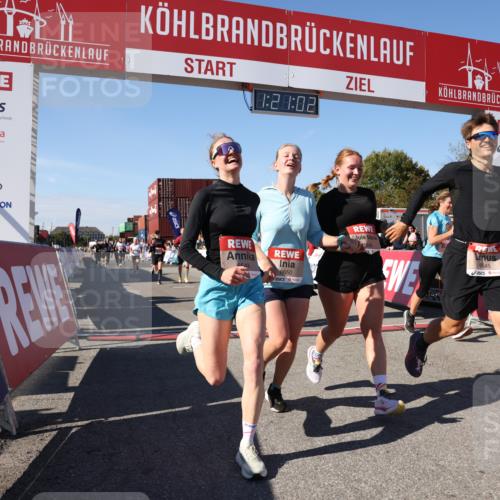 03.10.2025 - Köhlbrandbrückenlauf Lena Gebhardt http://msf.ph/oto/9049803 03.10.2025 13:21:03 Ziel 4680, 4749, 4915, 4916, 5006, 5084, 5130, 5156, 5169, 5363, 5377, 5501, 6282, 6296, 6645, 6646, 6648, 6650, 6756, 6780 meine-sportfotos.de