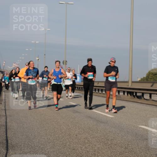 03.10.2025 - Köhlbrandbrückenlauf Fabian Wolf http://msf.ph/oto/9049810 03.10.2025 10:01:05 Position 3  meine-sportfotos.de