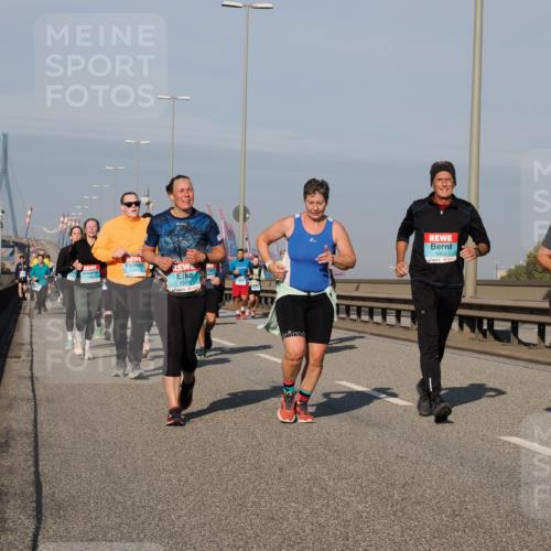 03.10.2025 - Köhlbrandbrückenlauf Fabian Wolf http://msf.ph/oto/9049833 03.10.2025 10:01:07 Position 3 1502, 1803 meine-sportfotos.de