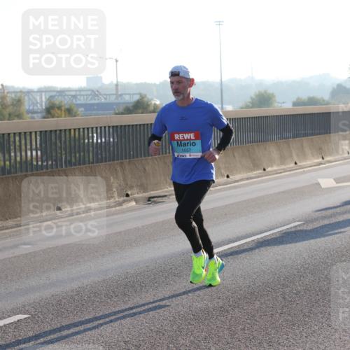 03.10.2025 - Köhlbrandbrückenlauf Lena Gebhardt http://msf.ph/oto/9049950 03.10.2025 09:13:31 Position 1 1057 meine-sportfotos.de