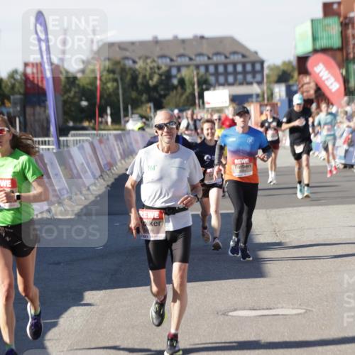 03.10.2025 - Köhlbrandbrückenlauf Jannik Wohlers http://msf.ph/oto/9049988 03.10.2025 13:07:58 Ziel 4184, 4310, 4357, 4382, 4395, 4639, 5959, 5993, 6022, 6120, 6163, 6244, 6285, 6348, 6409, 6651, 6696, 6821 meine-sportfotos.de