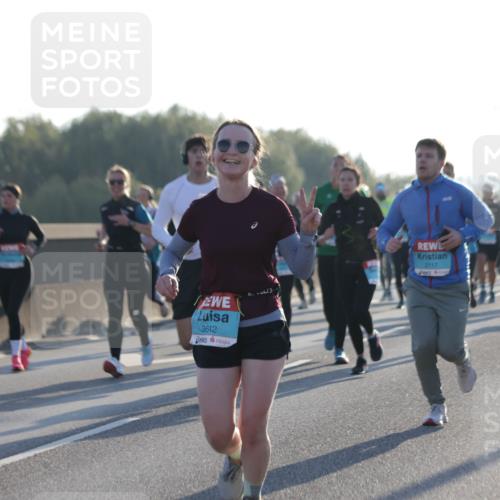 03.10.2025 - Köhlbrandbrückenlauf Jannik Wohlers http://msf.ph/oto/9049990 03.10.2025 09:18:37 Position 3 3642, 2117 meine-sportfotos.de