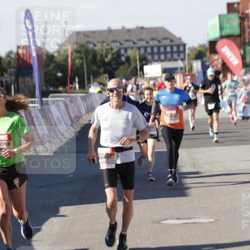 03.10.2025 - Köhlbrandbrückenlauf Jannik Wohlers http://msf.ph/oto/9049994 03.10.2025 13:07:58 Ziel 4184, 4310, 4357, 4382, 4395, 4639, 5959, 5993, 6022, 6120, 6163, 6244, 6285, 6348, 6409, 6651, 6696, 6821 meine-sportfotos.de