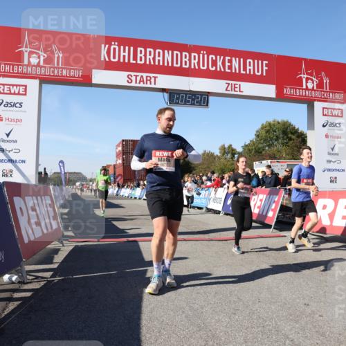 03.10.2025 - Köhlbrandbrückenlauf Lena Gebhardt http://msf.ph/oto/9049997 03.10.2025 13:05:20 Ziel 4272, 4344, 4390, 4490, 4496, 4584, 4585, 4877, 5637, 5969, 6041, 6044, 6081 meine-sportfotos.de