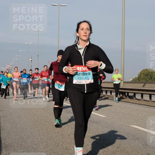 03.10.2025 - Köhlbrandbrückenlauf Fabian Wolf http://msf.ph/oto/9050053 03.10.2025 10:01:13 Position 3 1614 meine-sportfotos.de
