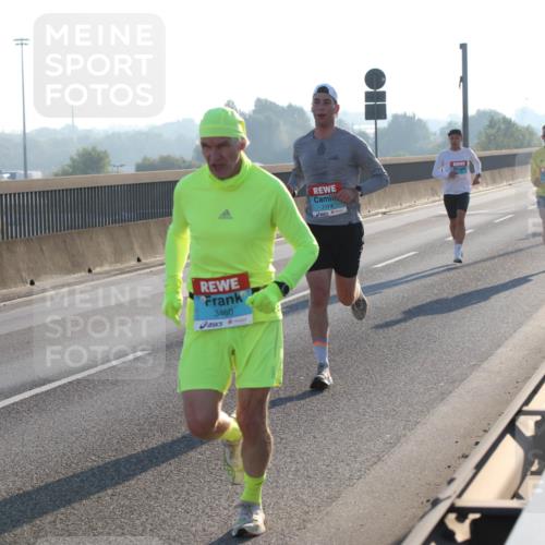 03.10.2025 - Köhlbrandbrückenlauf Lena Gebhardt http://msf.ph/oto/9050098 03.10.2025 09:13:37 Position 1 3460, 1174 meine-sportfotos.de