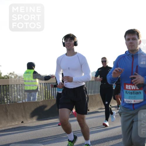 03.10.2025 - Köhlbrandbrückenlauf Jannik Wohlers http://msf.ph/oto/9050136 03.10.2025 09:18:39 Position 3 2117 meine-sportfotos.de