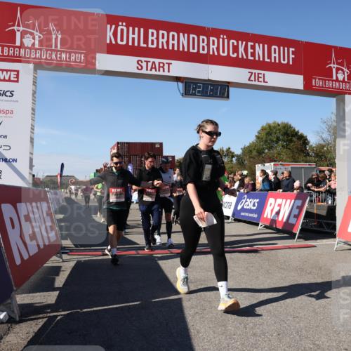 03.10.2025 - Köhlbrandbrückenlauf Lena Gebhardt http://msf.ph/oto/9050140 03.10.2025 13:21:12 Ziel 4363, 4393, 4601, 4680, 4749, 4846, 5265, 5363, 5450, 5618, 5746, 5873, 5878, 5882, 5883, 6262, 6282, 6602, 6756 meine-sportfotos.de