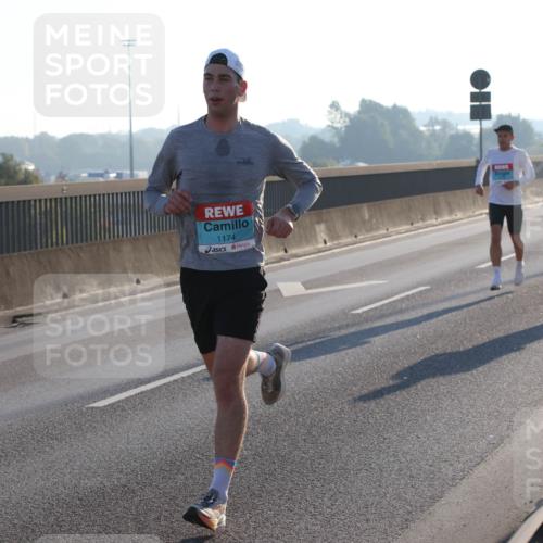 03.10.2025 - Köhlbrandbrückenlauf Lena Gebhardt http://msf.ph/oto/9050144 03.10.2025 09:13:38 Position 1 1174 meine-sportfotos.de