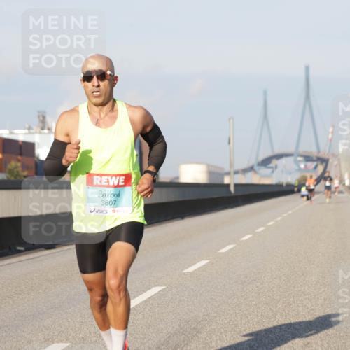 03.10.2025 - Köhlbrandbrückenlauf Jannik Wohlers http://msf.ph/oto/9050156 03.10.2025 09:35:36 Position 3 3807 meine-sportfotos.de