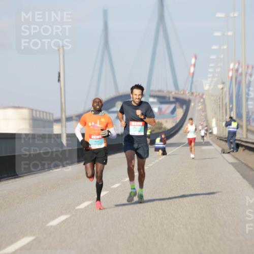 03.10.2025 - Köhlbrandbrückenlauf Jannik Wohlers http://msf.ph/oto/9050167 03.10.2025 09:35:49 Position 3 3714, 3760 meine-sportfotos.de