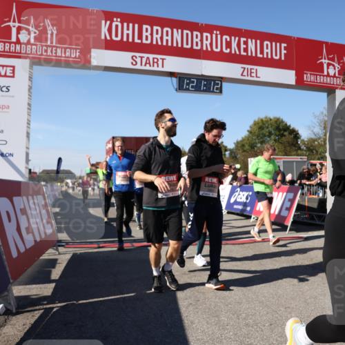 03.10.2025 - Köhlbrandbrückenlauf Lena Gebhardt http://msf.ph/oto/9050171 03.10.2025 13:21:13 Ziel 4363, 4393, 4601, 4680, 4749, 4846, 5265, 5363, 5450, 5618, 5746, 5873, 5878, 5882, 5883, 6262, 6282, 6602, 6756 meine-sportfotos.de