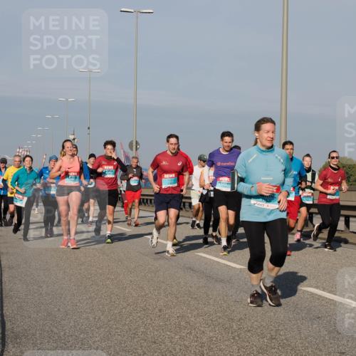 03.10.2025 - Köhlbrandbrückenlauf Fabian Wolf http://msf.ph/oto/9050185 03.10.2025 10:01:16 Position 3  meine-sportfotos.de