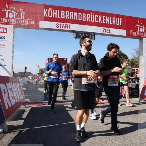 03.10.2025 - Köhlbrandbrückenlauf Lena Gebhardt http://msf.ph/oto/9050188 03.10.2025 13:21:13 Ziel 4363, 4393, 4601, 4680, 4749, 4846, 5265, 5363, 5450, 5618, 5746, 5873, 5878, 5882, 5883, 6262, 6282, 6602, 6756 meine-sportfotos.de