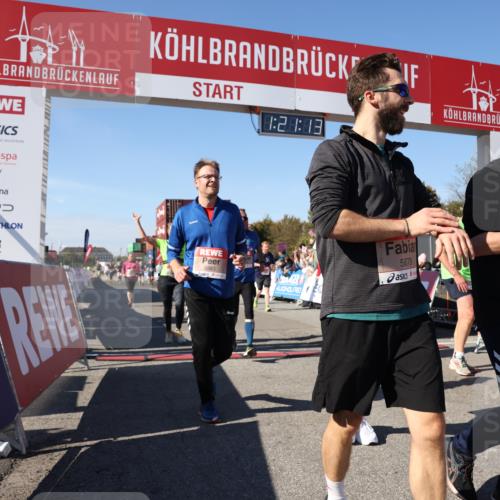 03.10.2025 - Köhlbrandbrückenlauf Lena Gebhardt http://msf.ph/oto/9050227 03.10.2025 13:21:14 Ziel 4363, 4393, 4601, 4680, 4749, 4846, 5265, 5363, 5450, 5618, 5746, 5873, 5878, 5882, 5883, 6262, 6282, 6602, 6756 meine-sportfotos.de