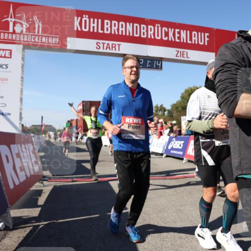 03.10.2025 - Köhlbrandbrückenlauf Lena Gebhardt http://msf.ph/oto/9050242 03.10.2025 13:21:14 Ziel 4363, 4393, 4601, 4680, 4749, 4846, 5265, 5363, 5450, 5618, 5746, 5873, 5878, 5882, 5883, 6262, 6282, 6602, 6756 meine-sportfotos.de