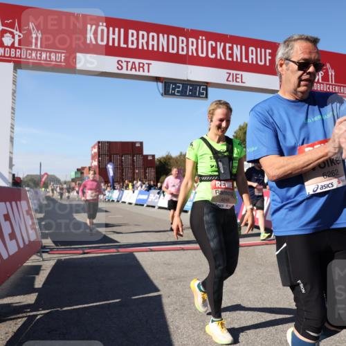 03.10.2025 - Köhlbrandbrückenlauf Lena Gebhardt http://msf.ph/oto/9050304 03.10.2025 13:21:16 Ziel 4363, 4379, 4393, 4601, 4749, 4838, 4846, 5265, 5450, 5618, 5746, 5873, 5878, 5882, 5883, 6262, 6282, 6602, 6756 meine-sportfotos.de