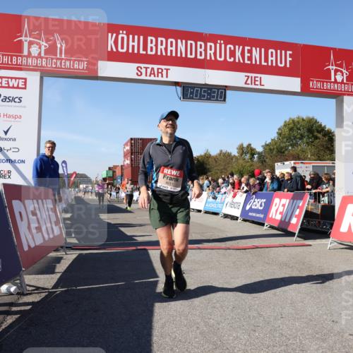 03.10.2025 - Köhlbrandbrückenlauf Lena Gebhardt http://msf.ph/oto/9050323 03.10.2025 13:05:31 Ziel 4011, 4062, 4161, 4272, 4278, 4384, 4496, 4584, 5468, 5637, 6281 meine-sportfotos.de