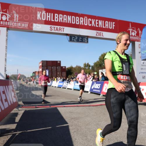 03.10.2025 - Köhlbrandbrückenlauf Lena Gebhardt http://msf.ph/oto/9050327 03.10.2025 13:21:16 Ziel 4363, 4379, 4393, 4601, 4749, 4838, 4846, 5265, 5450, 5618, 5746, 5873, 5878, 5882, 5883, 6262, 6282, 6602, 6756 meine-sportfotos.de