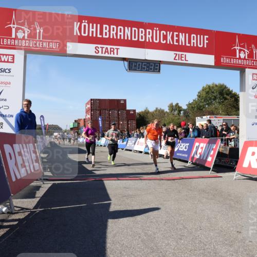03.10.2025 - Köhlbrandbrückenlauf Lena Gebhardt http://msf.ph/oto/9050401 03.10.2025 13:05:33 Ziel 4011, 4062, 4161, 4278, 4384, 4584, 5468, 6281 meine-sportfotos.de