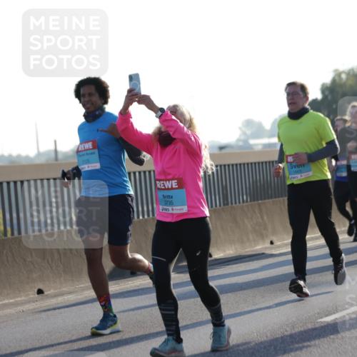 03.10.2025 - Köhlbrandbrückenlauf Jannik Wohlers http://msf.ph/oto/9050564 03.10.2025 09:18:49 Position 3 3123, 3735, 1663 meine-sportfotos.de