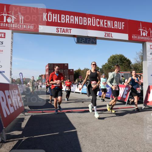03.10.2025 - Köhlbrandbrückenlauf Lena Gebhardt http://msf.ph/oto/9050610 03.10.2025 13:21:25 Ziel 4363, 4379, 4601, 4838, 4917, 5149, 5483, 5506, 5725, 5871, 5873, 6040, 6221, 6675, 6676, 6679, 6802 meine-sportfotos.de