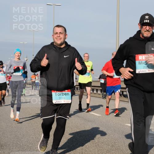 03.10.2025 - Köhlbrandbrückenlauf Fabian Wolf http://msf.ph/oto/9050644 03.10.2025 10:01:26 Position 3 3148, 1731, 2082 meine-sportfotos.de