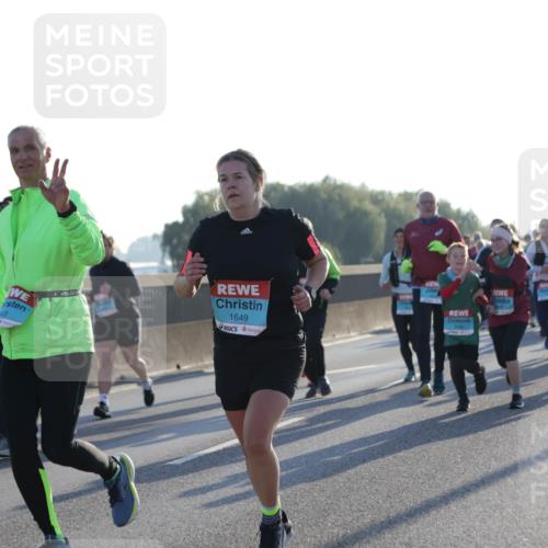 03.10.2025 - Köhlbrandbrückenlauf Jannik Wohlers http://msf.ph/oto/9050657 03.10.2025 09:18:51 Position 3 1649 meine-sportfotos.de