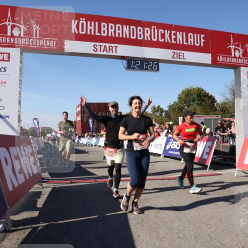 03.10.2025 - Köhlbrandbrückenlauf Lena Gebhardt http://msf.ph/oto/9050694 03.10.2025 13:21:27 Ziel 4367, 4379, 4838, 4917, 5149, 5483, 5506, 5725, 5871, 6040, 6132, 6186, 6221, 6675, 6676, 6679, 6802 meine-sportfotos.de