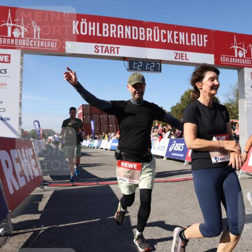 03.10.2025 - Köhlbrandbrückenlauf Lena Gebhardt http://msf.ph/oto/9050721 03.10.2025 13:21:28 Ziel 4367, 4379, 4838, 4917, 5149, 5458, 5483, 5506, 5725, 5871, 6040, 6132, 6186, 6221, 6675, 6676, 6679, 6802 meine-sportfotos.de