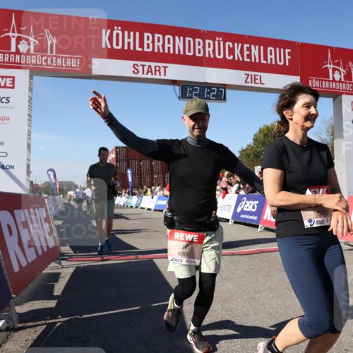 03.10.2025 - Köhlbrandbrückenlauf Lena Gebhardt http://msf.ph/oto/9050726 03.10.2025 13:21:28 Ziel 4367, 4379, 4838, 4917, 5149, 5458, 5483, 5506, 5725, 5871, 6040, 6132, 6186, 6221, 6675, 6676, 6679, 6802 meine-sportfotos.de