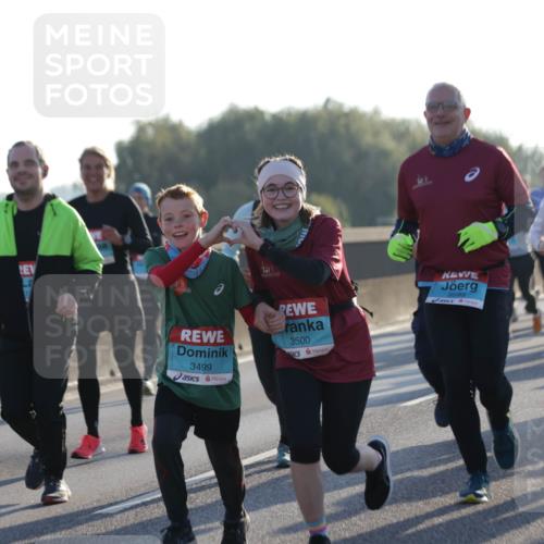 03.10.2025 - Köhlbrandbrückenlauf Jannik Wohlers http://msf.ph/oto/9050728 03.10.2025 09:18:53 Position 3 3499, 3500, 3595, 343 meine-sportfotos.de