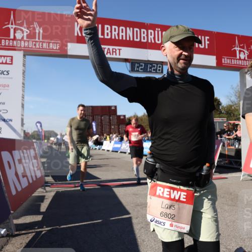 03.10.2025 - Köhlbrandbrückenlauf Lena Gebhardt http://msf.ph/oto/9050738 03.10.2025 13:21:28 Ziel 4367, 4379, 4838, 4917, 5149, 5458, 5483, 5506, 5725, 5871, 6040, 6132, 6186, 6221, 6675, 6676, 6679, 6802 meine-sportfotos.de