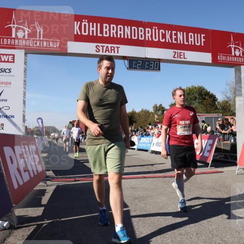 03.10.2025 - Köhlbrandbrückenlauf Lena Gebhardt http://msf.ph/oto/9050799 03.10.2025 13:21:30 Ziel 4367, 4379, 4838, 4917, 5149, 5458, 5483, 5506, 5725, 5871, 6040, 6132, 6186, 6221, 6675, 6676, 6679, 6802 meine-sportfotos.de