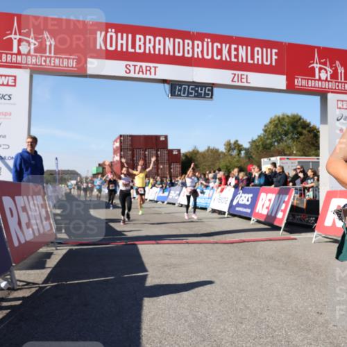 03.10.2025 - Köhlbrandbrückenlauf Lena Gebhardt http://msf.ph/oto/9050844 03.10.2025 13:05:45 Ziel 4066, 4133, 4278, 4290, 4296, 4332, 4335, 4336, 4413, 4467, 4564, 4599, 4643, 5676, 5964, 6281, 6631, 6642, 6786, 6787 meine-sportfotos.de