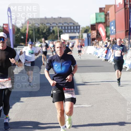 03.10.2025 - Köhlbrandbrückenlauf Jannik Wohlers http://msf.ph/oto/9050885 03.10.2025 13:08:17 Ziel 4107, 4307, 4409, 4768, 5243, 5804, 5994, 6021, 6569, 6752, 6774, 6824 meine-sportfotos.de