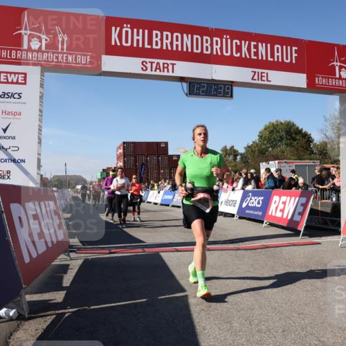 03.10.2025 - Köhlbrandbrückenlauf Lena Gebhardt http://msf.ph/oto/9050899 03.10.2025 13:21:40 Ziel 4064, 4067, 4367, 4519, 4913, 4979, 5149, 5345, 5458, 5871, 5894, 5895, 5901, 5981, 6132, 6186, 6662 meine-sportfotos.de