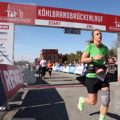 03.10.2025 - Köhlbrandbrückenlauf Lena Gebhardt http://msf.ph/oto/9050905 03.10.2025 13:21:40 Ziel 4064, 4067, 4367, 4519, 4913, 4979, 5149, 5345, 5458, 5871, 5894, 5895, 5901, 5981, 6132, 6186, 6662 meine-sportfotos.de
