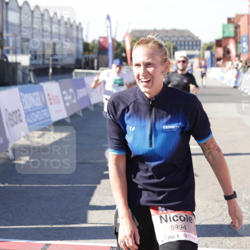 03.10.2025 - Köhlbrandbrückenlauf Jannik Wohlers http://msf.ph/oto/9051001 03.10.2025 13:08:20 Ziel 4307, 4409, 4768, 5243, 5804, 5994, 6021, 6369, 6569, 6824 meine-sportfotos.de