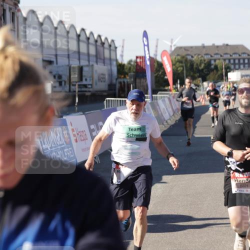 03.10.2025 - Köhlbrandbrückenlauf Jannik Wohlers http://msf.ph/oto/9051015 03.10.2025 13:08:21 Ziel 4307, 4409, 4768, 5243, 5804, 5994, 6021, 6369, 6569 meine-sportfotos.de