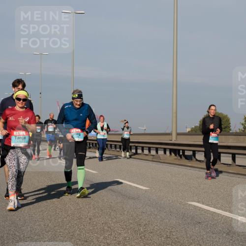 03.10.2025 - Köhlbrandbrückenlauf Fabian Wolf http://msf.ph/oto/9051018 03.10.2025 10:01:34 Position 3 1751, 576 meine-sportfotos.de