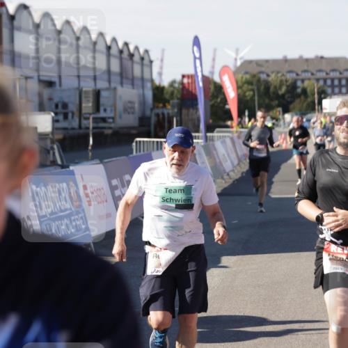 03.10.2025 - Köhlbrandbrückenlauf Jannik Wohlers http://msf.ph/oto/9051020 03.10.2025 13:08:21 Ziel 4307, 4409, 4768, 5243, 5804, 5994, 6021, 6369, 6569 meine-sportfotos.de